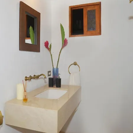 Hotel Casa Lyda *